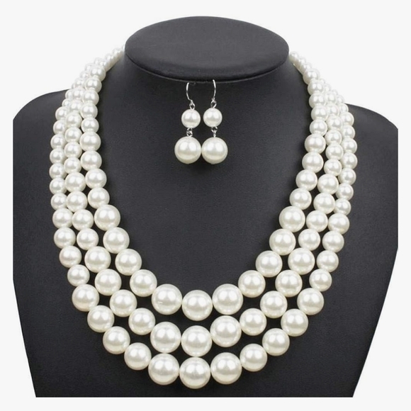unknown Jewelry - Faux Pearl Necklace and Earring Set NEW